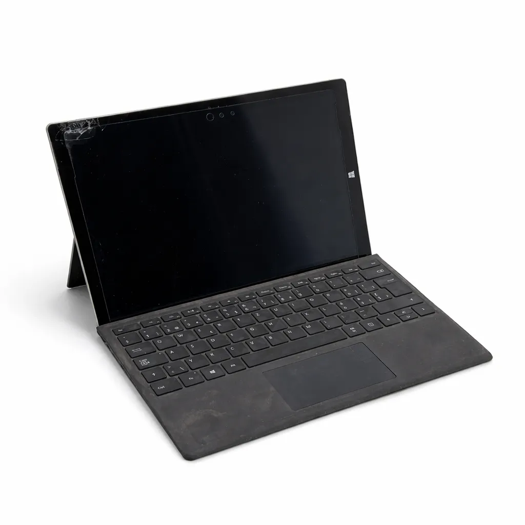 Surface mit Tastatur