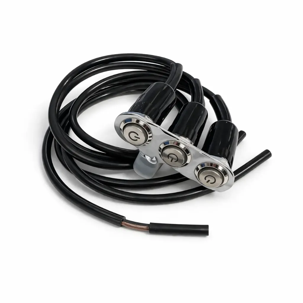 [RK0389-04] Tasten 3-fach für Motorrad oder Fahrzege 12V