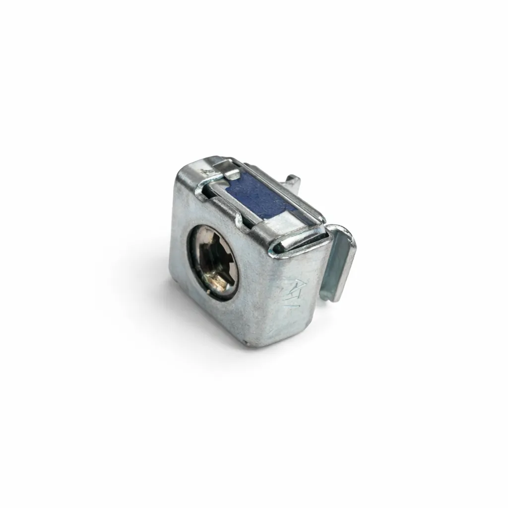 [RK0451] Käfigmutter M6